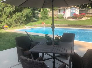 795 Cortleigh Dr, York, PA 17402