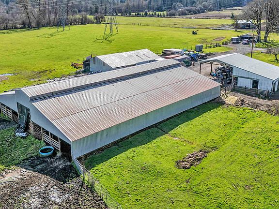 5th image of 35377 Ede Rd