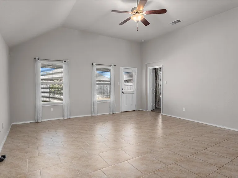 5210 Adria Hills Cir — Photo 11