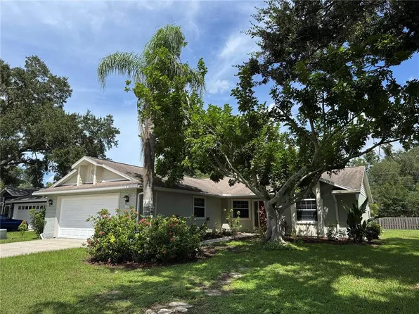 4750 Hamlets Grove Dr, Sarasota, FL 34235