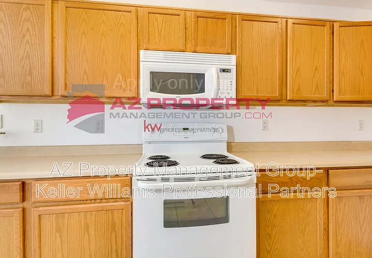18140 W Mission Ln — Photo 9
