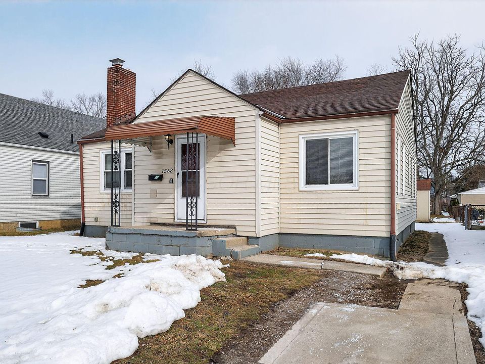 1st image of 1568 Oakwood Ave