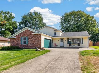 6005 Opal St, North Ridgeville, OH 44039