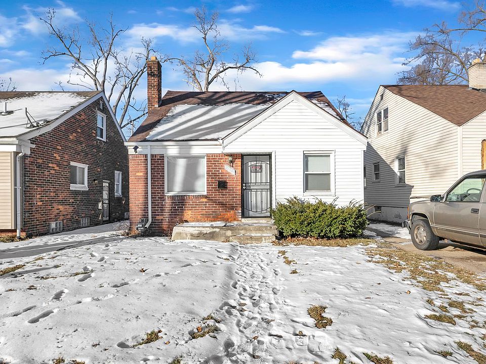 1st image of 19467 Rutherford St