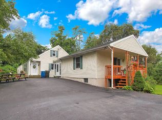 595 Vista Rd, Columbia, PA 17512