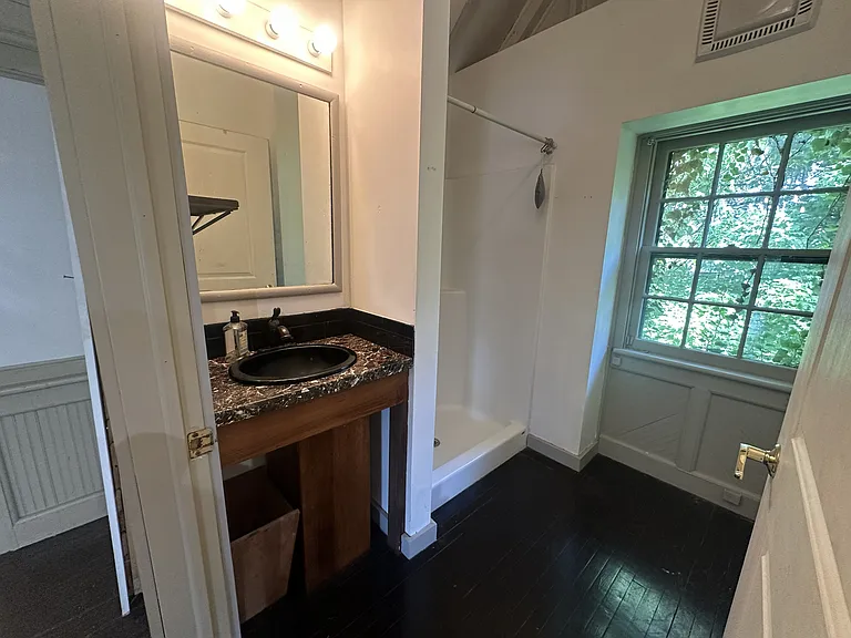 114 Worthington Ave #1 — Photo 4