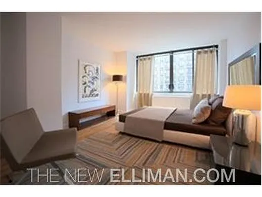 Rented by Douglas Elliman | media 62
