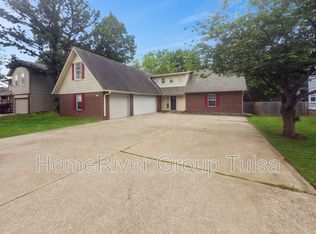 5004 S Narcissus Ave, Broken Arrow, OK 74011
