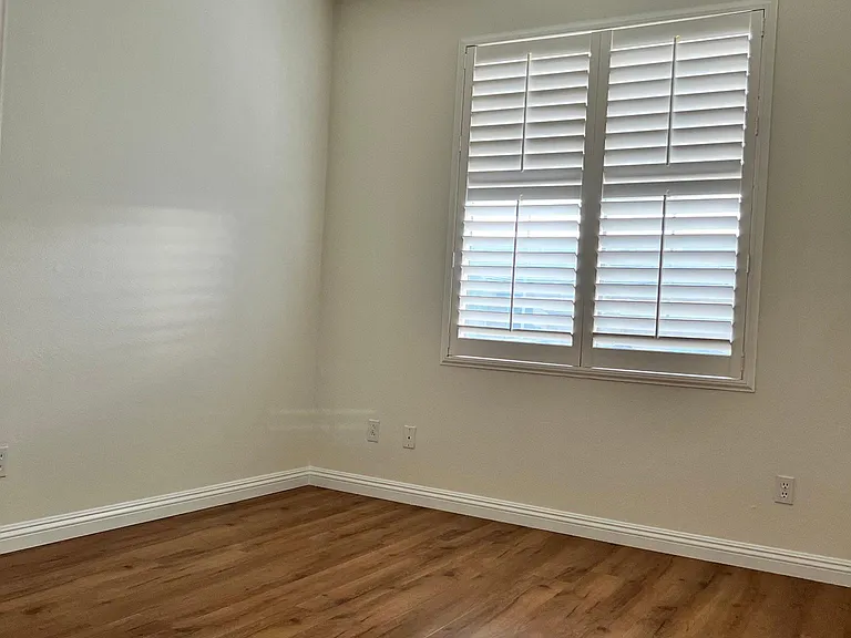 1092 Lyra Way — Photo 5