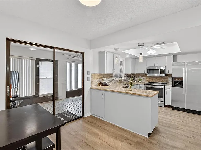 2221 Ivan Ct — Photo 13