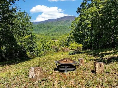 93 Honey Locust Ln, Nellysford, VA, 22958