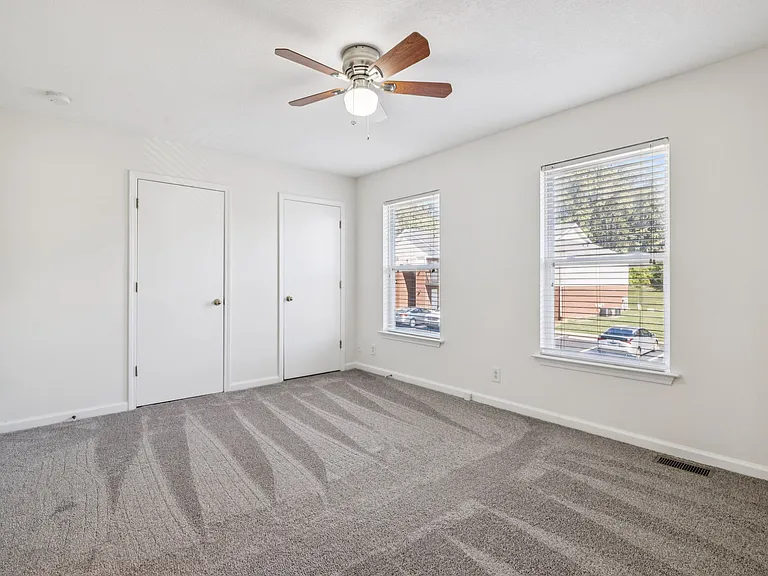 Legacy Village — Photo 118