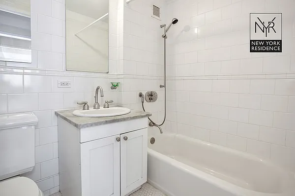 Rented by New York Residence | media 4