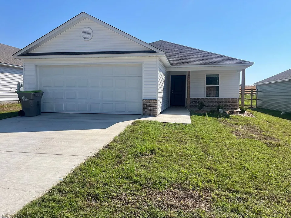 1644 Rambling Brook Dr