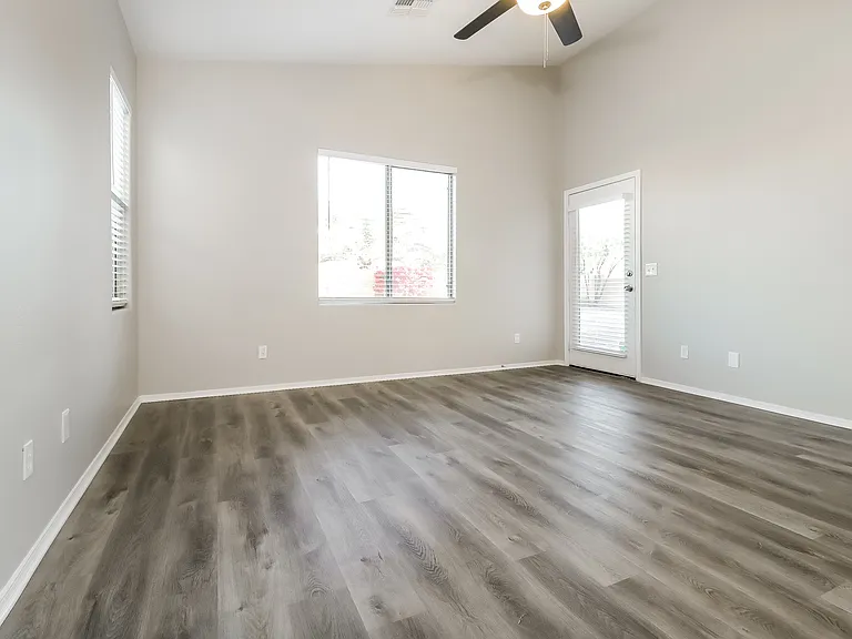17912 W Port Au Prince Ln — Photo 11