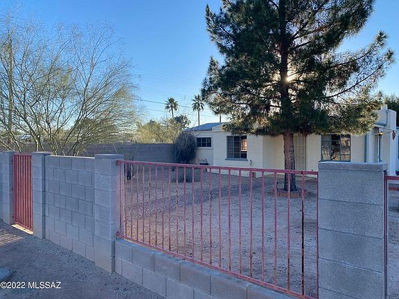 3rd image of 990 S McKinley Ave