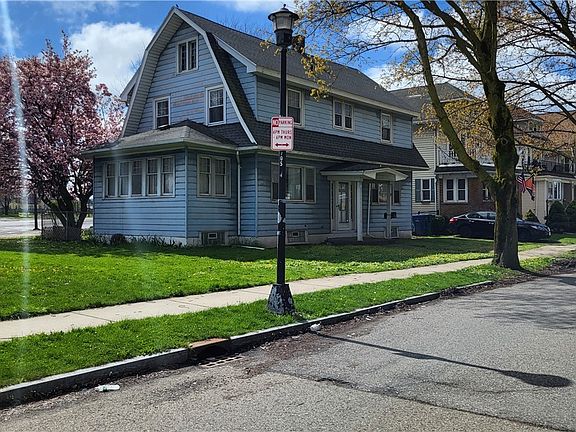 3rd image of 103 Heussy Ave