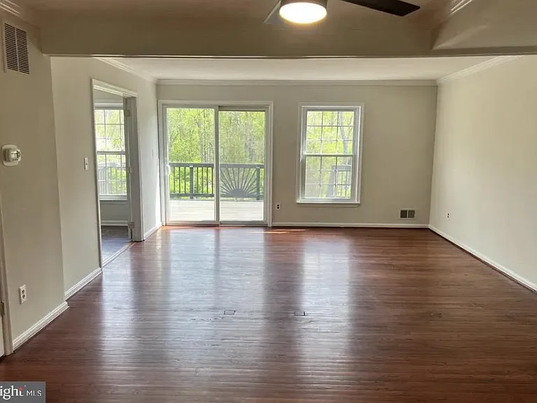 516 Meadow Hall Dr #D516 — Photo 7