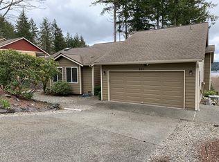 201 E Mountain View Dr, Allyn, WA 98524