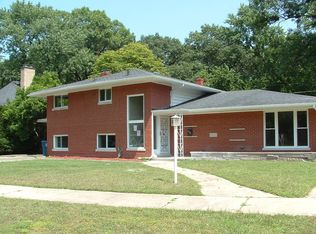 1041 Forest Hill St, Calumet City, IL