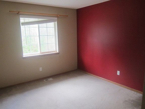 5th image of 11519 127th Ave NE