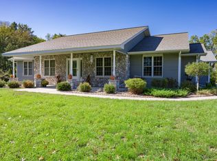 N3605 Householder Ln, Mauston, WI 53948
