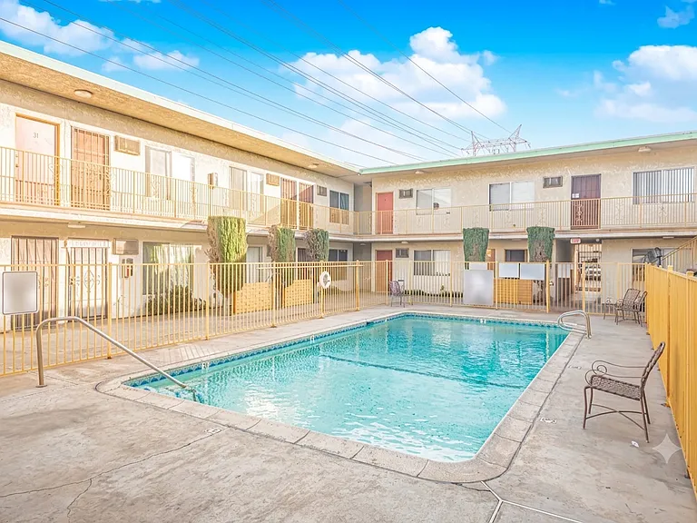 8626 E Artesia Blvd #17 — Photo 4