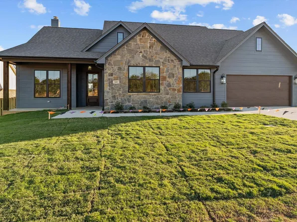 16421 Clearview Dr, Lindale, TX 75771