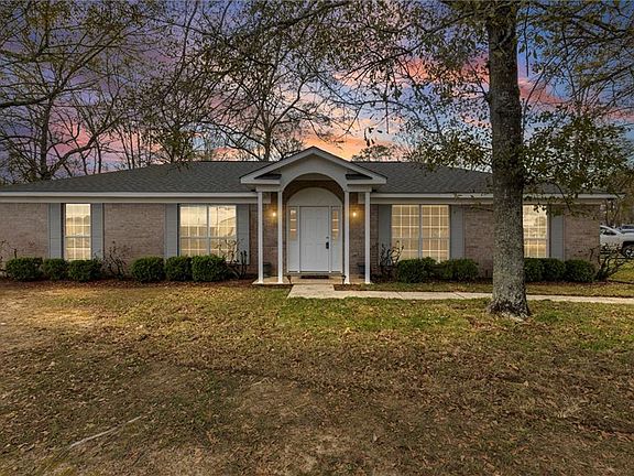 2nd image of 6241 Woodside Dr