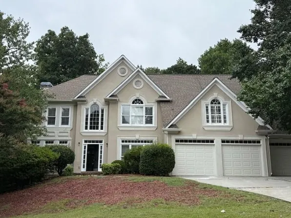1555 Highview Pines Pass, Alpharetta, GA 30022