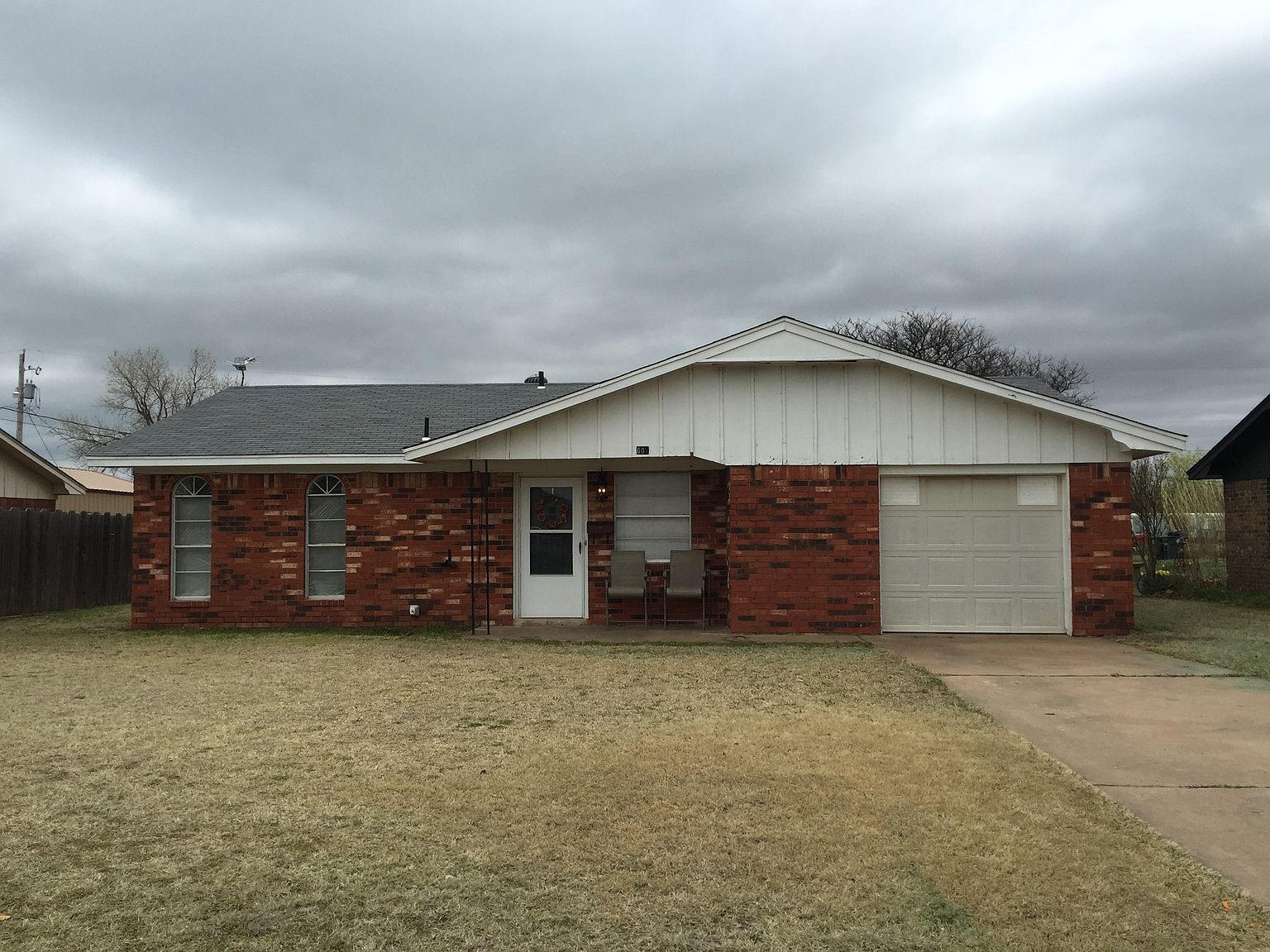 605 W Beck St, Fairview, OK 73737 | Zillow