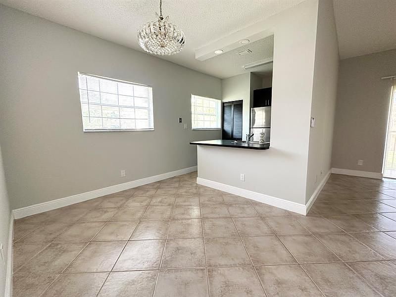 1st image of 751 Cypress Ln #C7