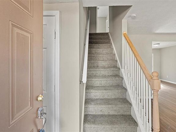 4th image of 1787 Janjolin Way