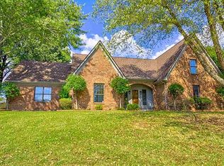 7834 Hawkcrest Dr, Cordova, TN 38016