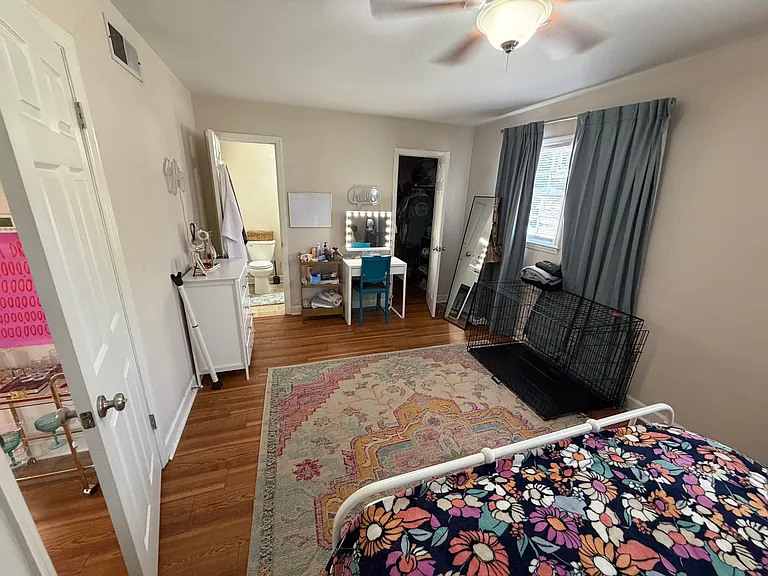 500 Bloomfield St #7 — Photo 8