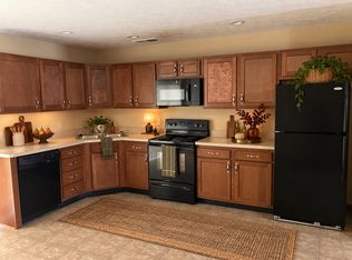 1046 Laurel Tree Ct #C, Troy, OH 45373