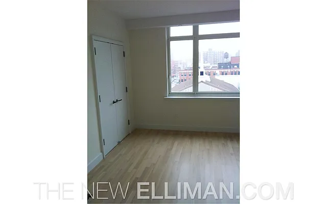Rented by Douglas Elliman | media 22
