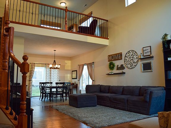 3rd image of 3954 W Centennial St