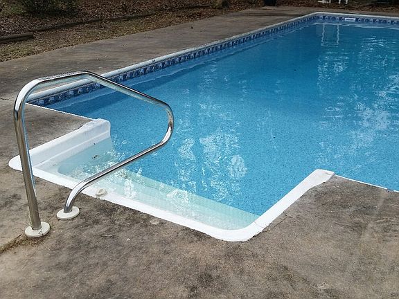 Pool 2
