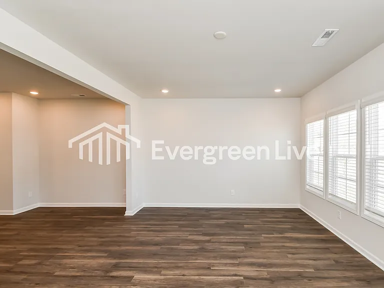 701 Meto Dr — Photo 3