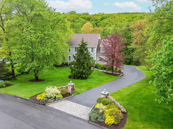 6 Josh Lane, Danbury, CT 06811