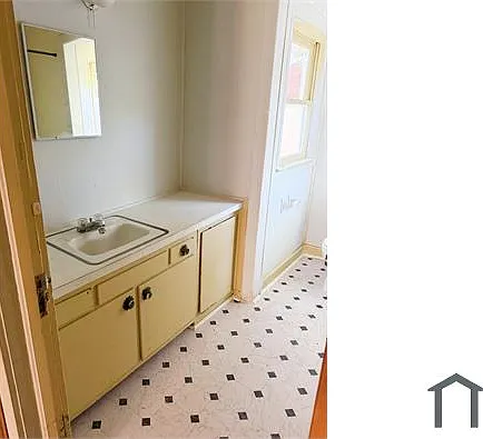 2 bed, 812 sqft, $1,370 — Photo 4