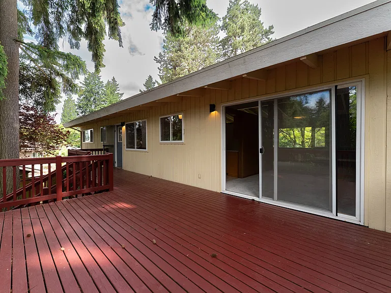 12647 SE 54th St — Photo 30
