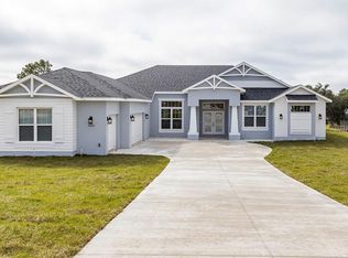 9303 Songbird Ct, Weeki Wachee, FL 34613