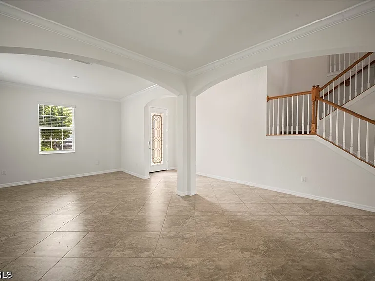 4234 Bluegrass Dr — Photo 10