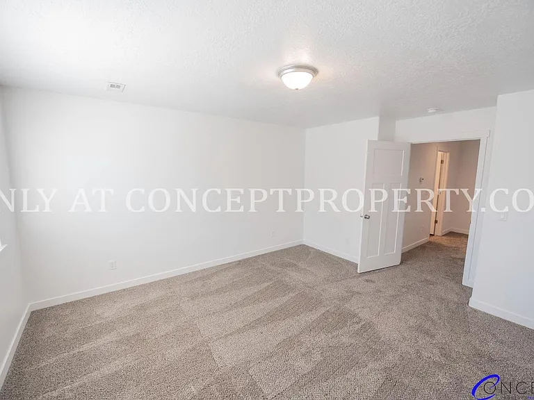 Harvest Pointe Townhomes — Photo 94