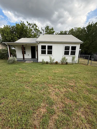 5008 Parrish Rd #1 Photo 1 5008 Parrish Rd #1 Photo 1