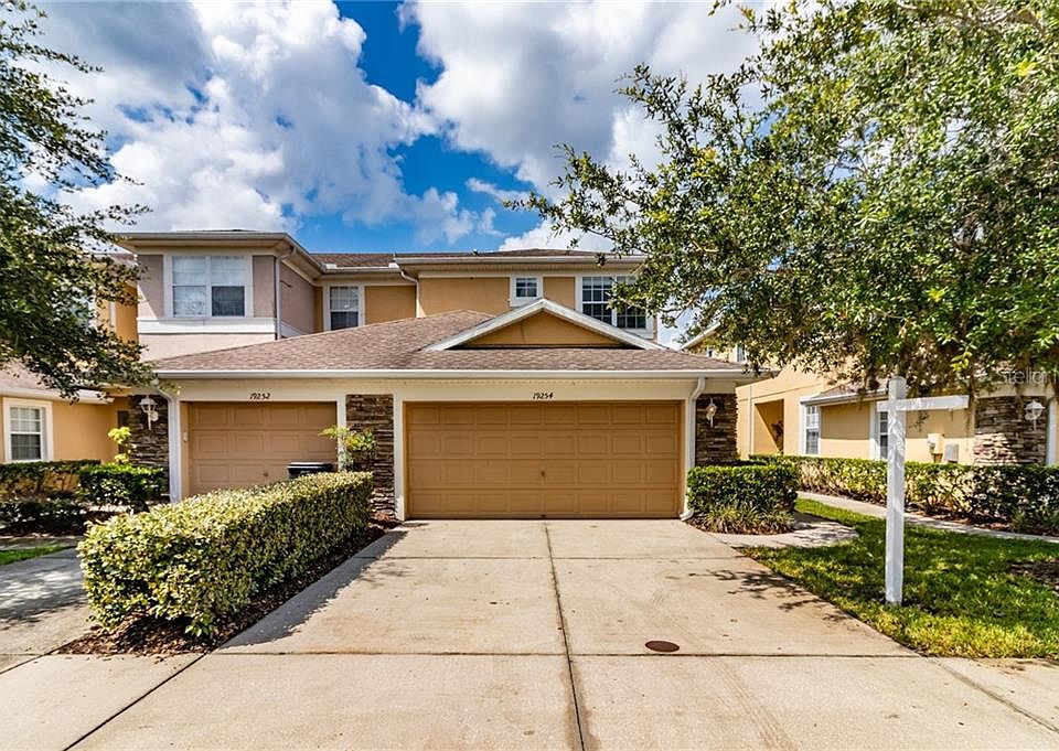 1st image of 19254 Stone Hedge Dr