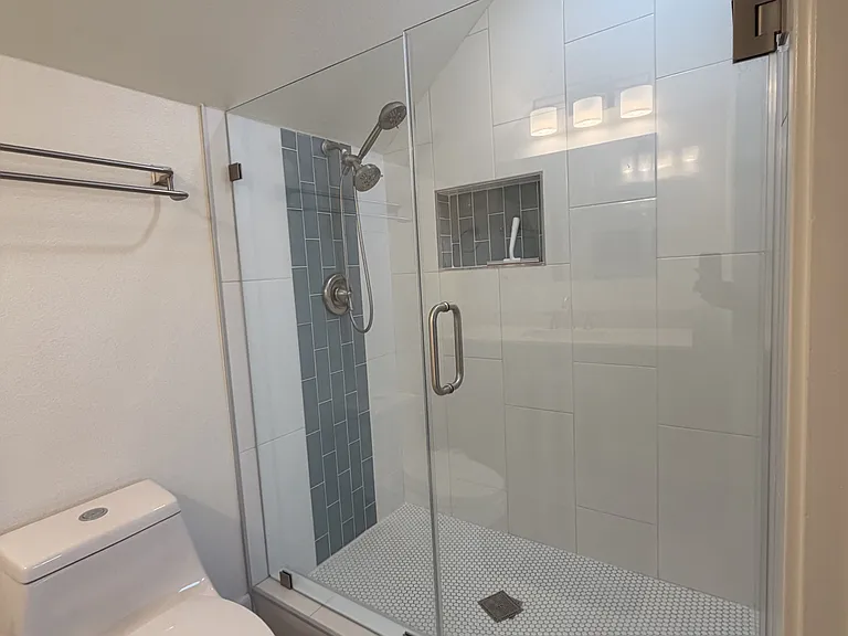 2121 W Chanticleer Rd #1 — Photo 5
