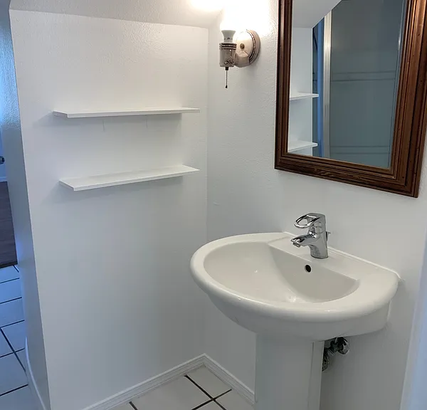 2615 W Grand Ave #A — Photo 9